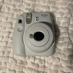 Polaroid Instax Mini 9 Camera